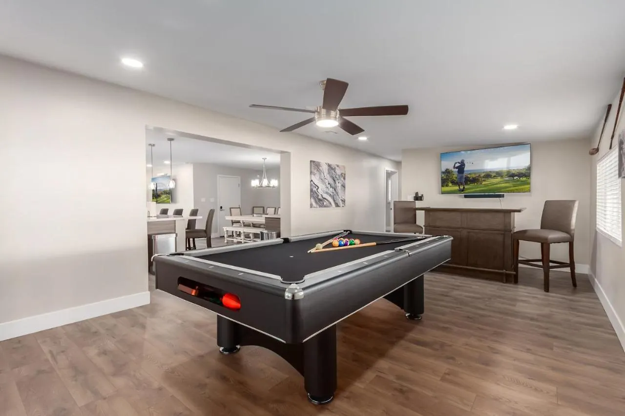 Holiday home Minutes Old Town Pool Spa Bikes Golf Green Scottsdale United States