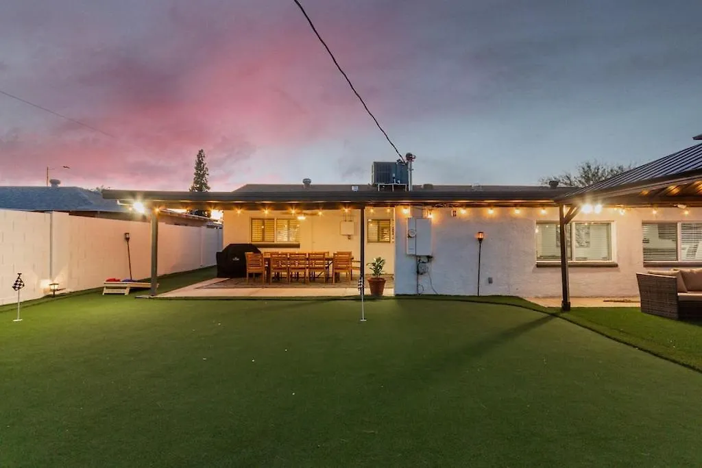 Holiday home Minutes Old Town Pool Spa Bikes Golf Green Scottsdale United States